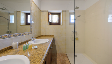 resa estates ibiza for rent villa santa eulalia 2021 can cosmi family house private pool bathroom.jpg
